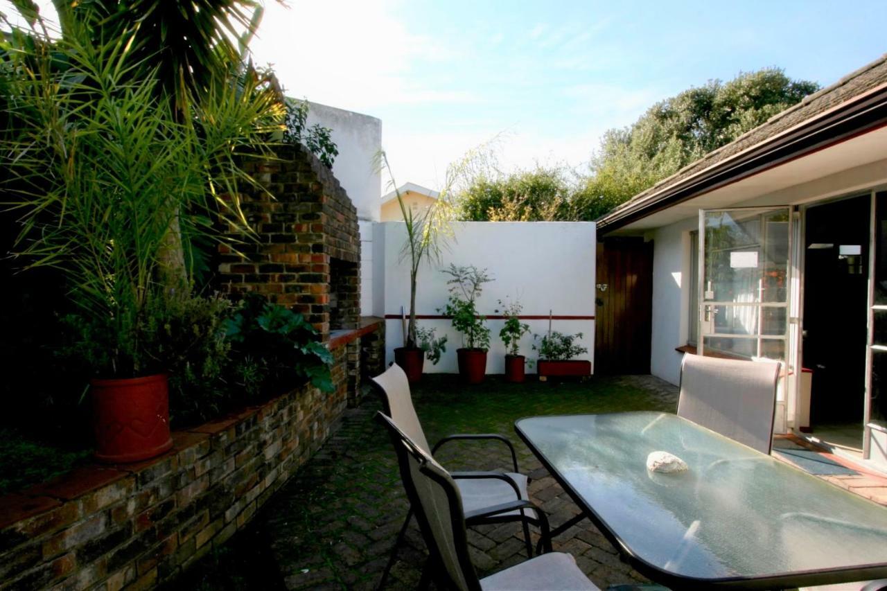 Clouds Guest House Durbanville Εξωτερικό φωτογραφία